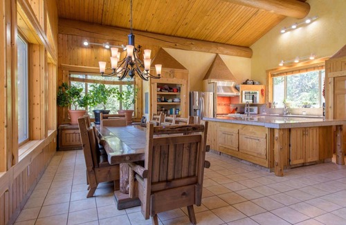 Eureka House | Therriault Pass Sanctuary – 6ppl
