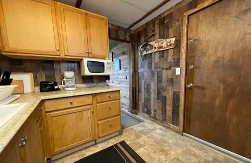 Salamatof Apartment | Tide Place - Bear Den