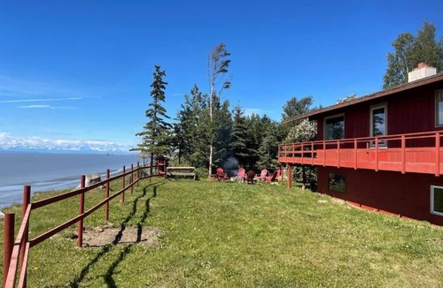 Salamatof Apartment | Tide Place - Bear Den