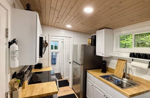 Hayesville House | Tiny Tin Haven Mountain Views + Private Deck