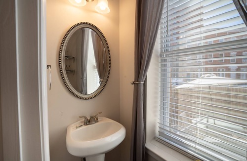 Downtown Baltimore House | Top-Tier /12 ppl /Park Free /5 mins-Harbor /Events/Pets