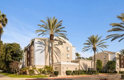 Platinum Triangle Hotel | TownePlace Suites by Marriott Anaheim Maingate Near Angel Stadium