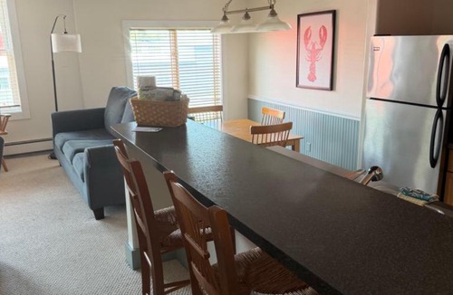Rockland Apartment | Trade Winds on the Bay