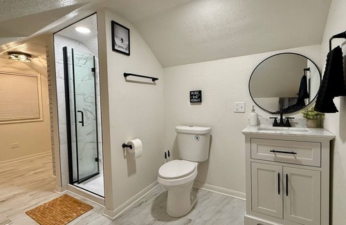 Raytown House | Trailside KC- Walk the Trail to Arrowhead/MAJOR INTERNATIONAL SPORTING EVENT