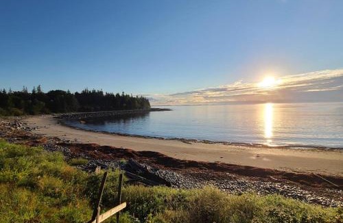Tenants Harbor House | Tranquil getaway on the coast with beach access, ocean views, & screened porch