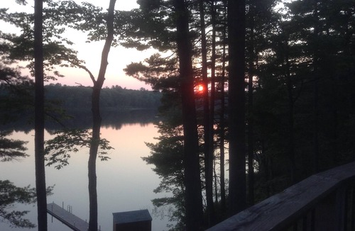 Ellsworth Cottage | Tranquil Lakefront Cottage Near Acadia Nat’l Park.