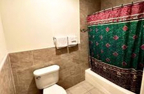 Bell Hotel | Tropic west Motel