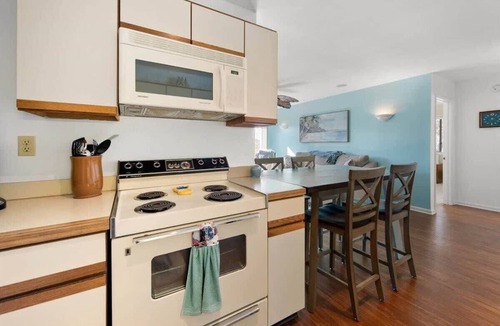 North Ocean City Condo | Two Bedroom Condo w/Pool and Short Walk to Beach