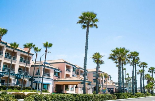 Carlsbad Resort | Unwind In Premium Beach-front Resort with Panoramic Ocean Views. 1Bd w/Balcony