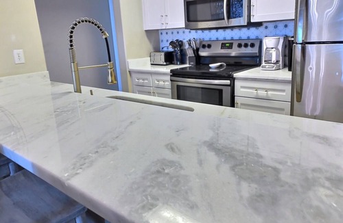 Long Beach Condo | Updated luxury oceanfront - spacious sunset deck