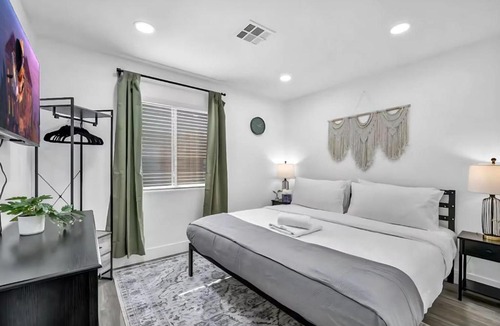 Green Valley House | Vegas Haven Pool Spa Game Room