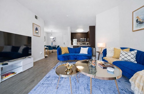 Del Rey Apartment | Venice Marina Pool and Spa Luxury Condo