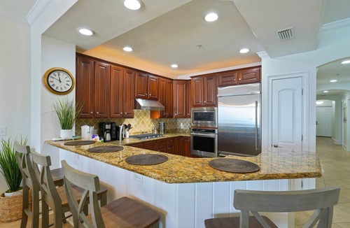 Crystal Beach Condo | Villa Coyaba 205 4 Bedroom Beachfront Condo with complimentary beach service!