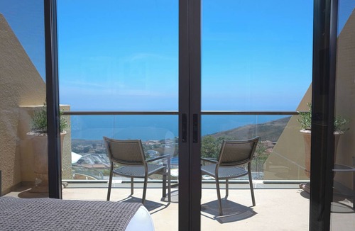 Malibu Hotel | Villa Graziadio Executive Center at Pepperdine University