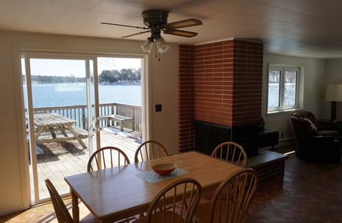 Wild Rose House | Water Front on Big Hills Lake