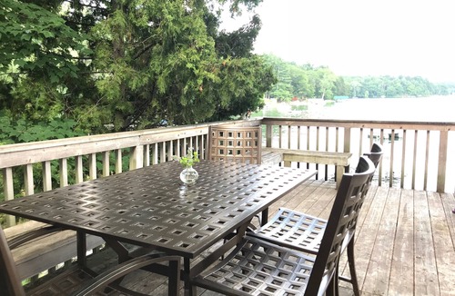Wild Rose House | Water Front on Big Hills Lake