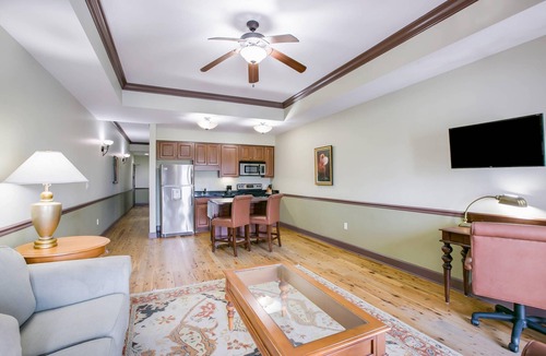 Historic Downtown Apalachicola Apartment | Water Street Hotel & Marina, an Ascend Collection Hotel