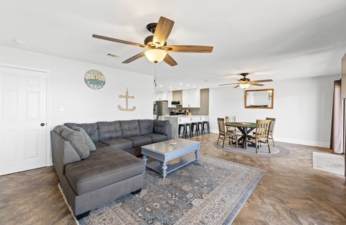 Ocean City House | Waterfront Getaway☀️| Bay Views | Turtle's Cove | Dog-Friendly 🐾 | Fire Pit & Grill