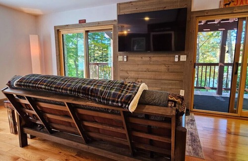 Greenville Cabin | *Waterfront*Lake Access*Snowmobile*ATV