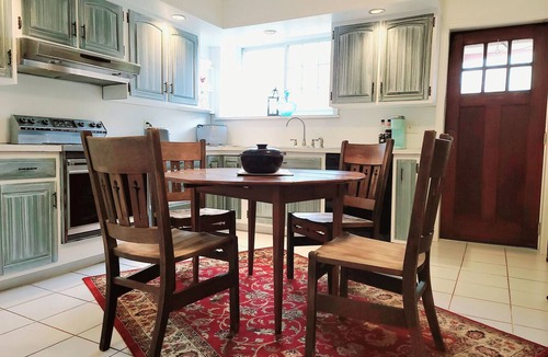 Limekiln Apartment | Waterfront Luxury Apt & Balcony, 10 minutes to Santander Arena