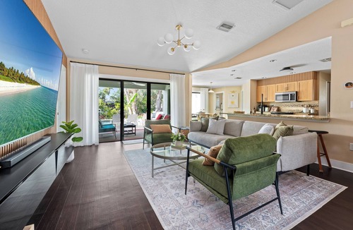 Bradenton House | Waterfront Retreat | Pool, Hot Tub & Dock