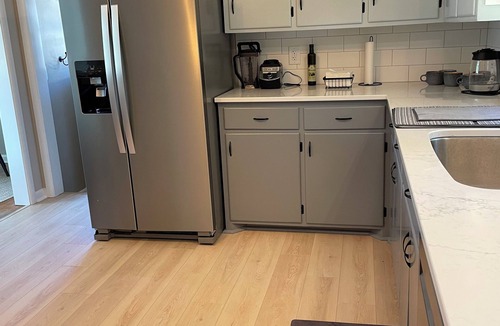 Monona House | Welcome Home! Convenient to All Things Madison