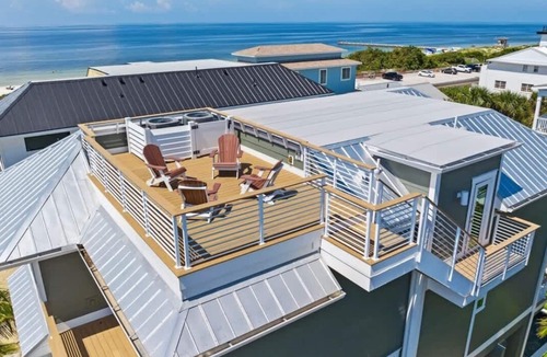 Bradenton Beach House | West Coast Best Coast! Steps to the Beach!