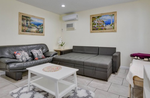 Whittier House | Whittier Duplex Unit Near Beaches & Hiking!