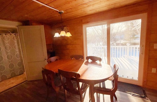 Greenville House | Wiggin Stream Camp five-minute`s to public beach and boat launch!