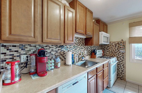 York House | Work & Play! Home 1 Mi to Dtwn & Central Market