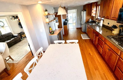 Quincy House | World Cup–Ready Coastal Home, POOL, Water Views & Easy Boston Access Sleeps 10