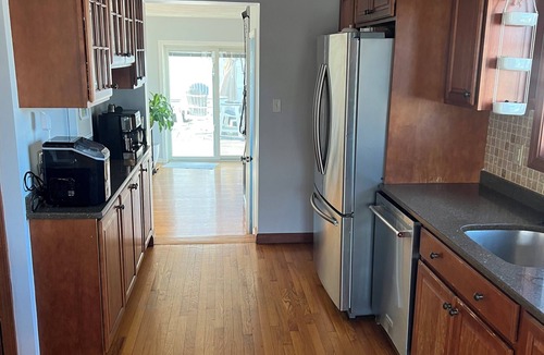 Quincy House | World Cup–Ready Coastal Home, POOL, Water Views & Easy Boston Access Sleeps 10