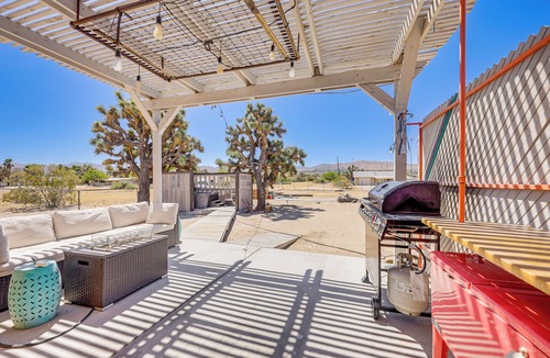 Yucca Valley Cottage | Yucca Valley Oasis w/Hot Tub, Near Joshua Tree!