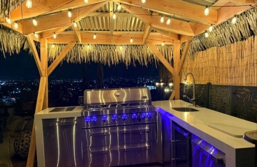 Mount Helix House | Zen Hilltop Estate : Heated Infinity Pool, Spa, 360° SoCal Views, Pvt Deck