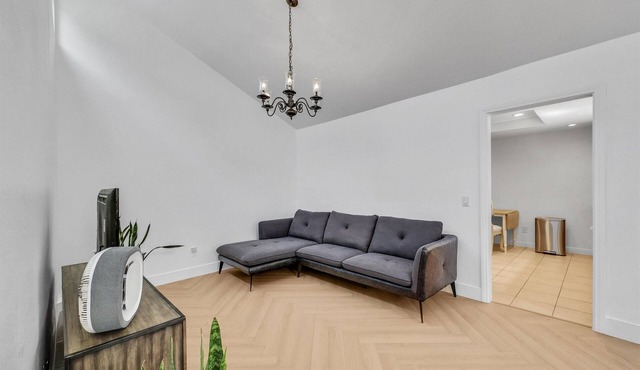 2 Bdrm · Pool · Irvine! Extended Stays Welcome!
