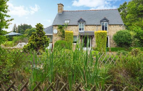 2 Bedroom Amazing Home In Noyal-Sous-Bazouges in Noyal-Sous-Bazouges