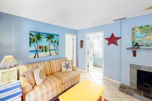 21 Palms Unit A