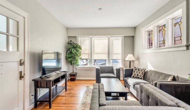2w Tower Grove Getaway