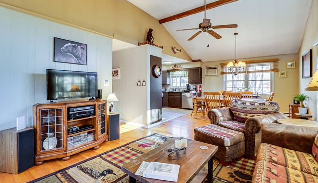 3 Mi to Big Boulder Mtn! Poconos Home w/Game Room