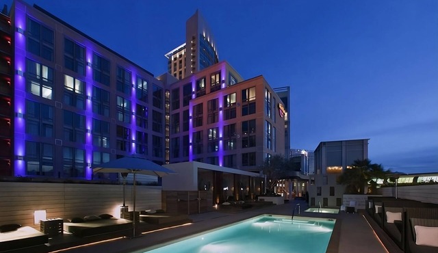 3 Suites at Hard Rock Hotel San Diego, Rooftop Terrace, Gaslamp Getaway!