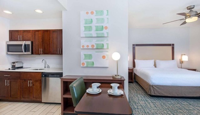 4 Units with Pool Access & Breakfast included near Downtown Atlanta