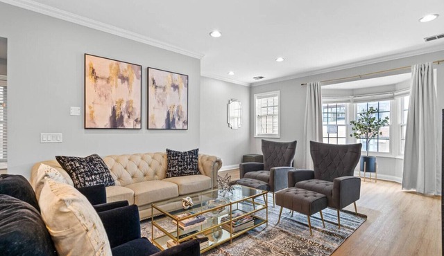 6BD/5BTH + Roofdeck - Downtown Chicago!