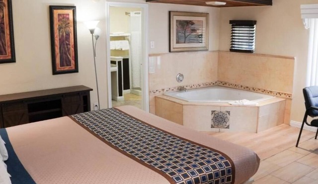 777 Motor Inn