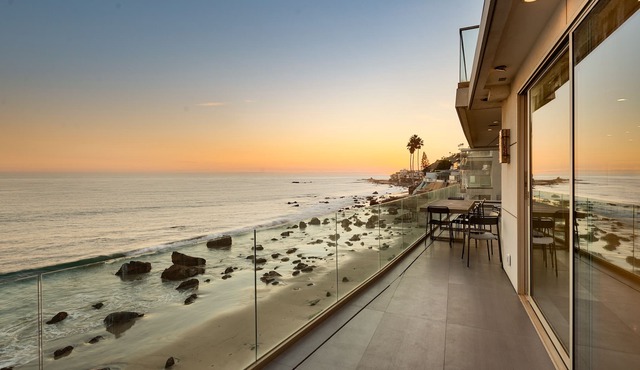 7MM Malibu Oceanfront Residence - Amazing Views