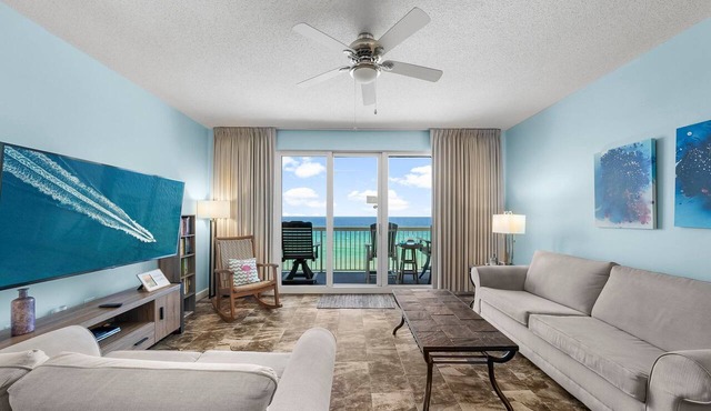 9TH FLOOR! FREE BEACH SERVICE! GREAT DECOR! OUTSTANDING VIEWS!