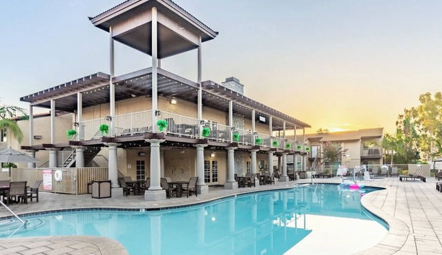 Anaheim | Family Disney Retreat | Pool + Parks | 2BR