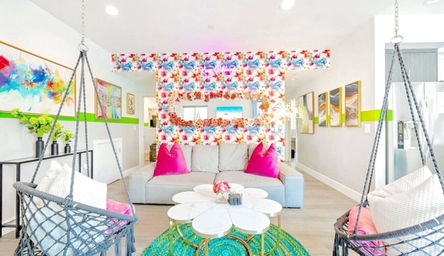 B. 3BR NoHo Retreat by Universal+Patio: FIFA SoFi