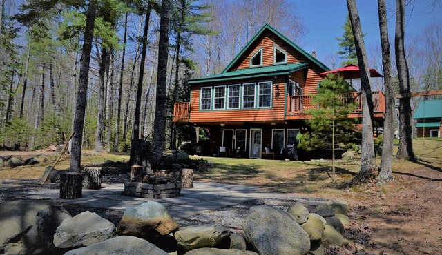 Beau's Bungalow Lakefront Home