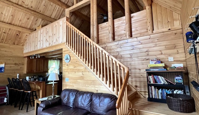 Beddington Lake Log Cabin!