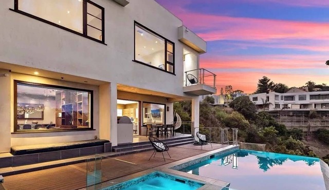 Bel Air Modern w/Floating Infinity Pool, Views